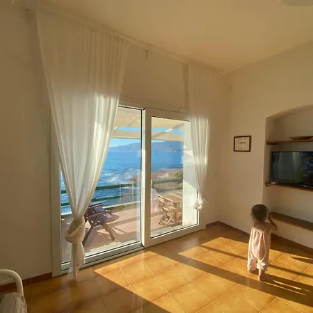 Holiday home Casa Sul Mare Con Splendida Vista E Accesso Diretto Alla Spiaggia