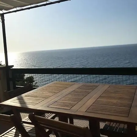 Casa Sul Mare Con Splendida Vista E Accesso Diretto Alla Spiaggia Holiday home Porto Alabe